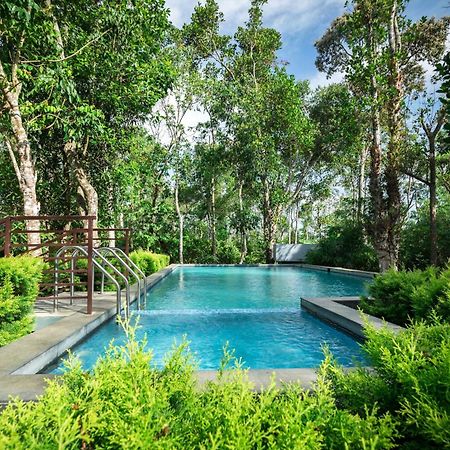 The Mountain Courtyard Thekkady Hotel Exterior photo